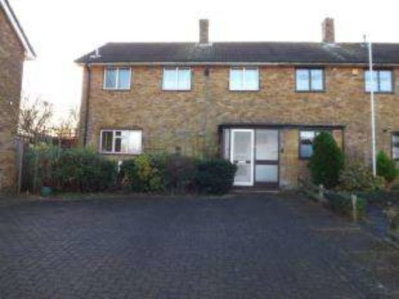 3 Bedroom End of Ter...
